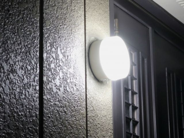 LED